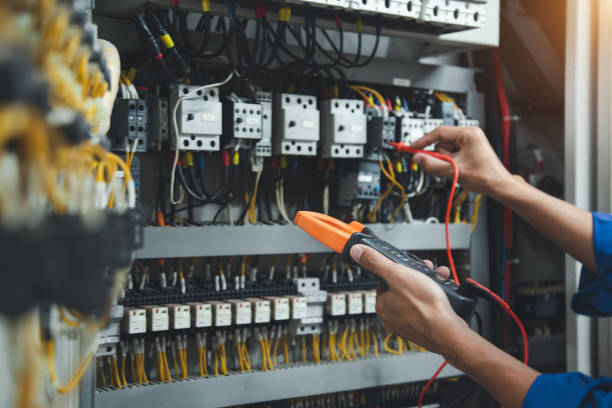 Best Electrical Outlet Repair  in Vienna, IL
